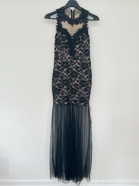 Black Lace Illusion Neck Evening Gown Size Small Prom
